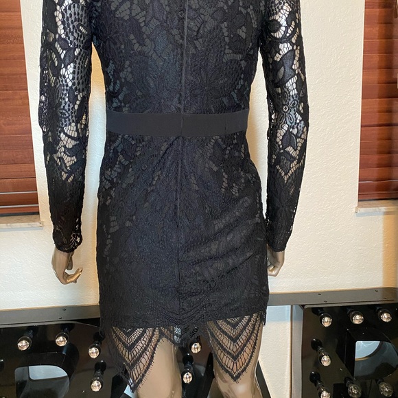 Lace Dress - Picture 3 of 5